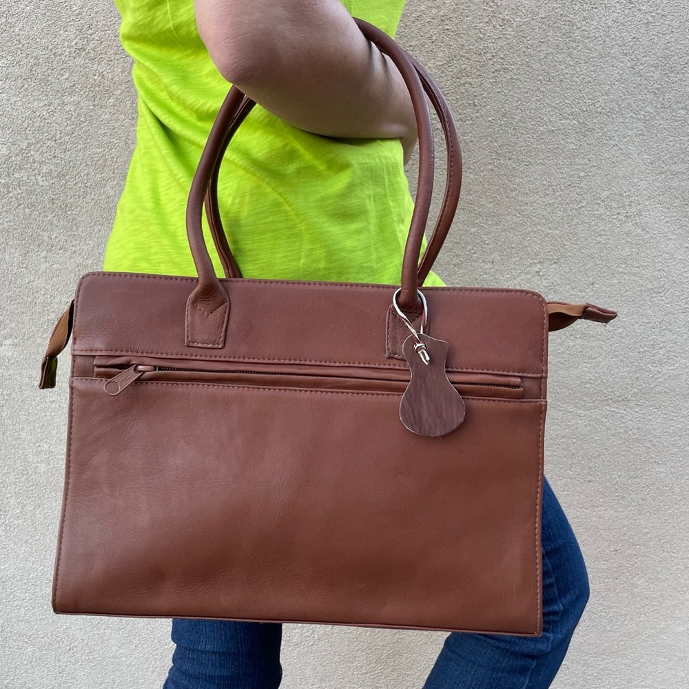 🆕Bogota Made in Columbia Genuine Leather Briefcase